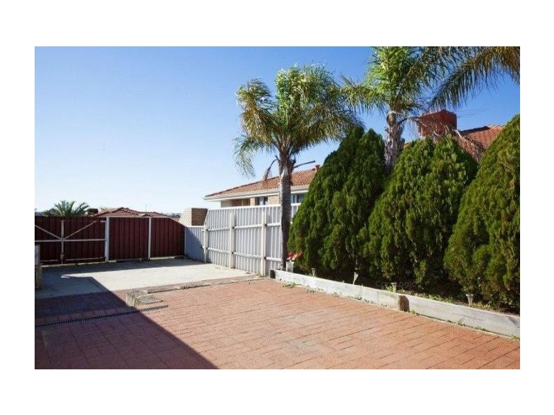 2 Luttrell Gardens, Beeliar WA 6164