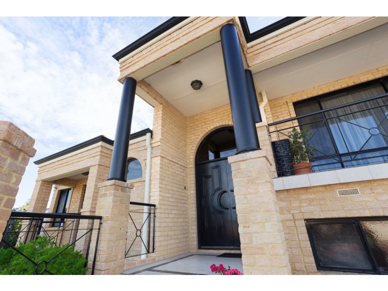 47 Longreach Parade, Coogee WA 6166