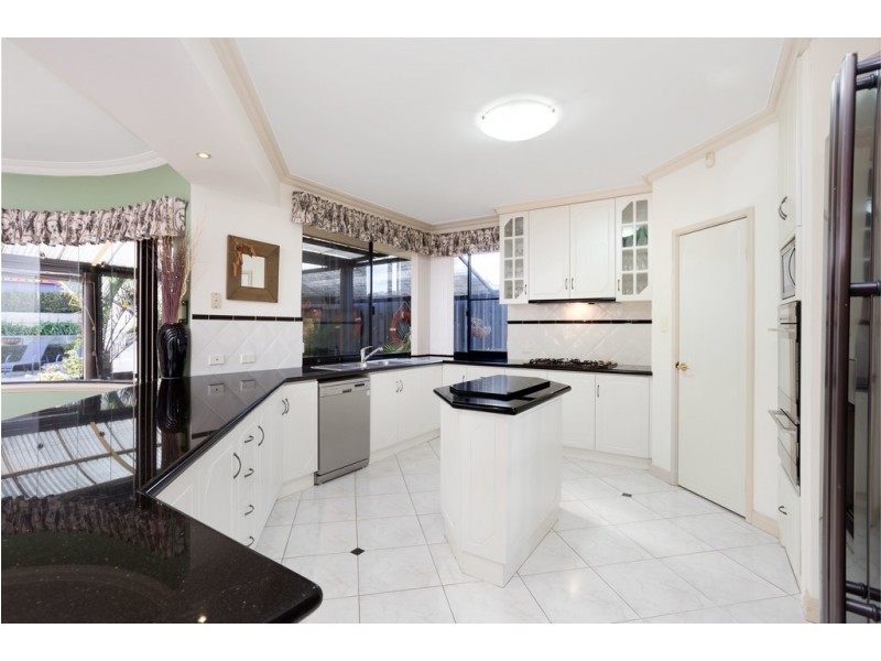 47 Longreach Parade, Coogee WA 6166