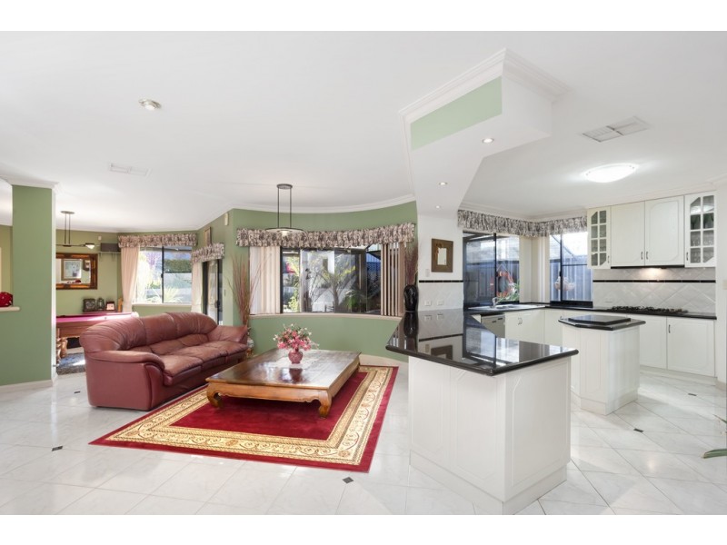 47 Longreach Parade, Coogee WA 6166