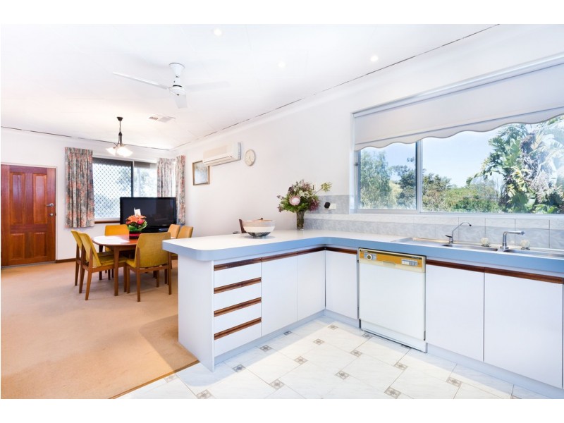 35 Fitzwater Way, Spearwood WA 6163