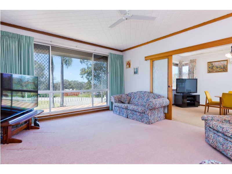 35 Fitzwater Way, Spearwood WA 6163