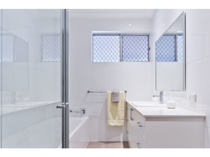 35 Fitzwater Way, Spearwood WA 6163