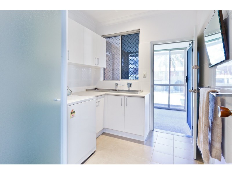 35 Fitzwater Way, Spearwood WA 6163