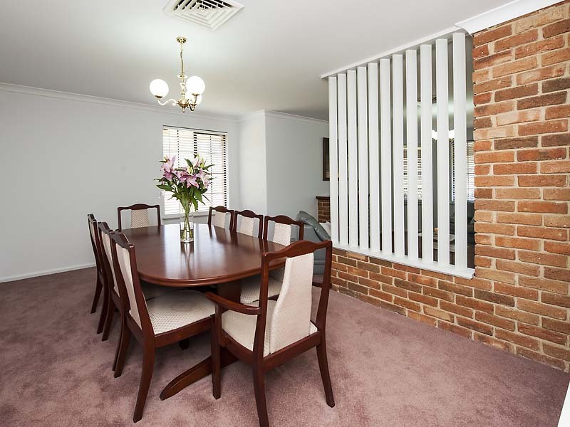 35 Frayne Place, Wandi WA 6167
