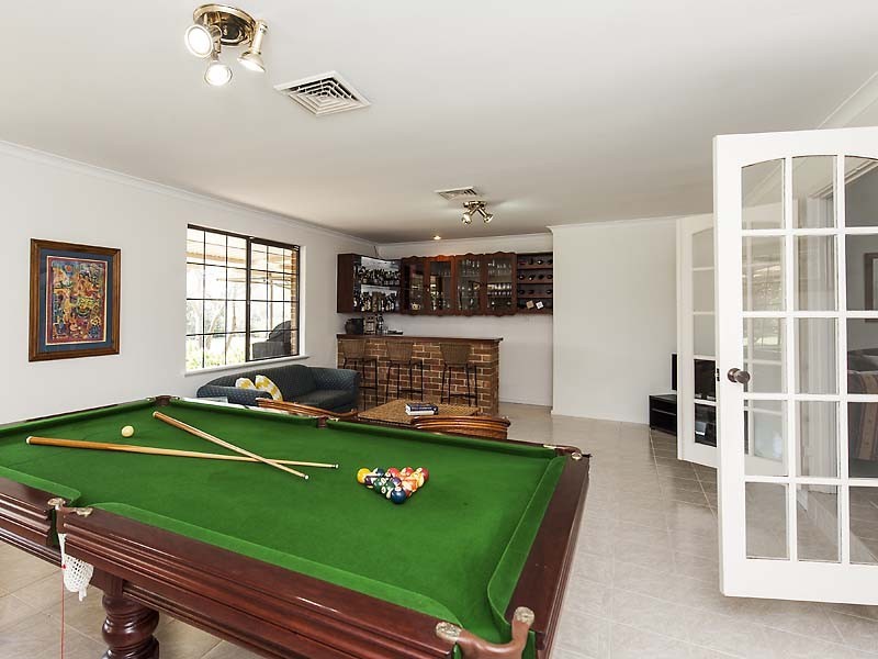 35 Frayne Place, Wandi WA 6167