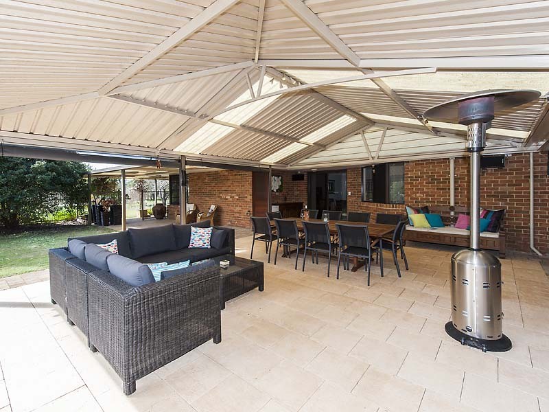 35 Frayne Place, Wandi WA 6167