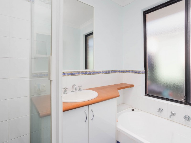 21 Inn Close, Bibra Lake WA 6163