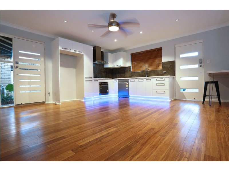10B Erpingham Road, Hamilton Hill WA 6163