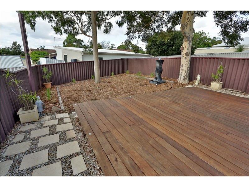 10B Erpingham Road, Hamilton Hill WA 6163