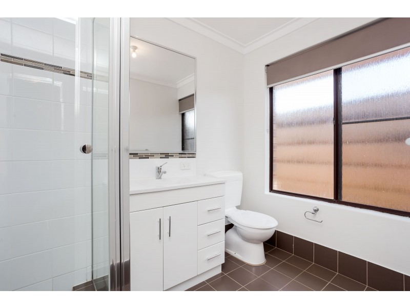 81B Ocean Road, Coogee WA 6166