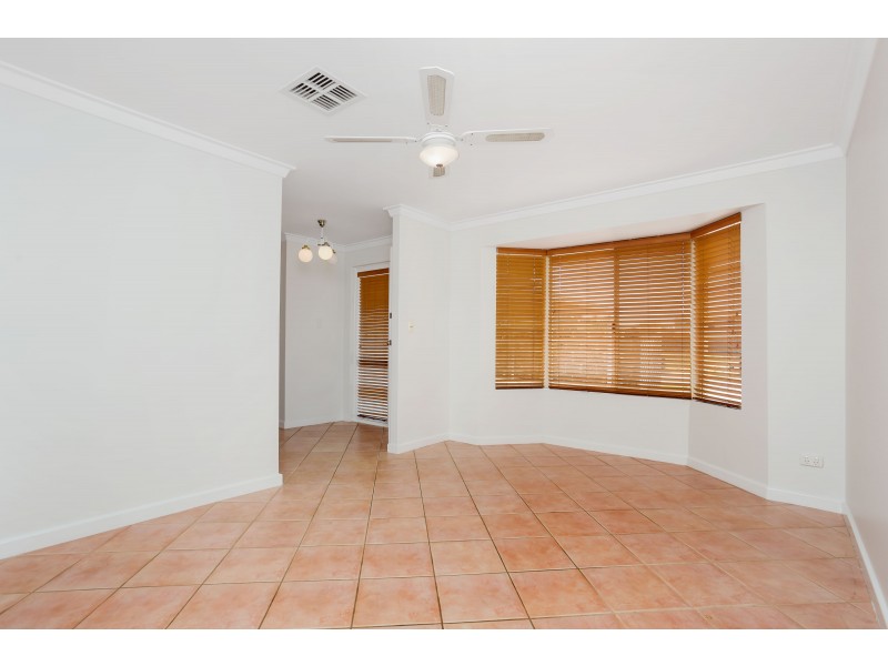 81B Ocean Road, Coogee WA 6166