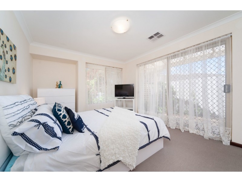 26 Hopkins Way, Spearwood WA 6163