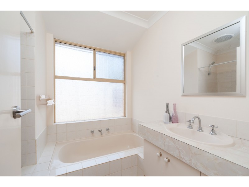 26 Hopkins Way, Spearwood WA 6163