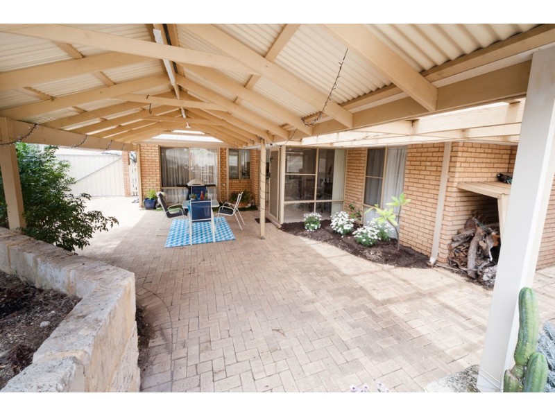 26 Hopkins Way, Spearwood WA 6163