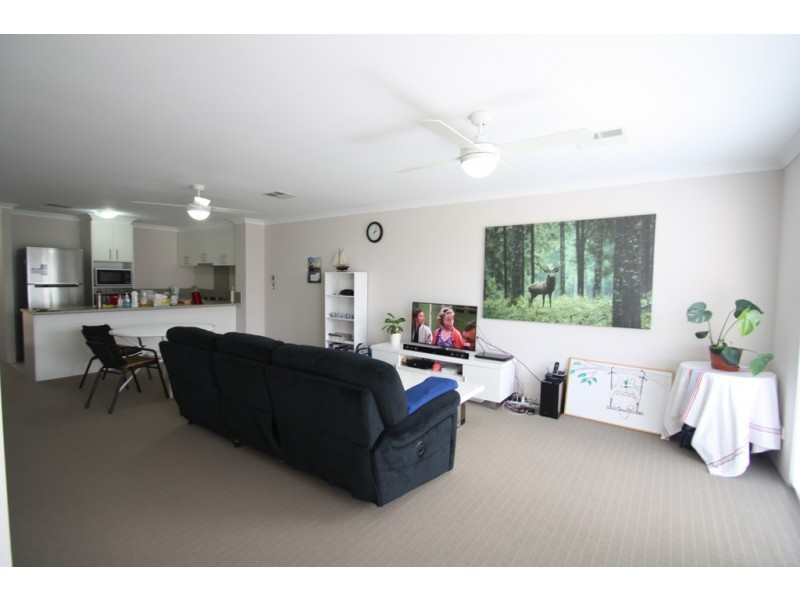 10/57 Southwell Crescent, Hamilton Hill WA 6163