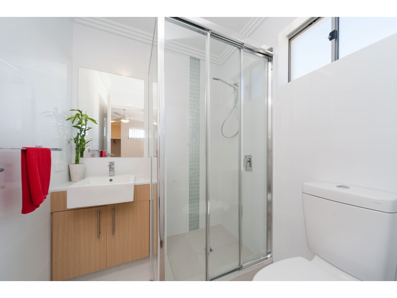 8/8 Nemagold Grove, Coogee WA 6166