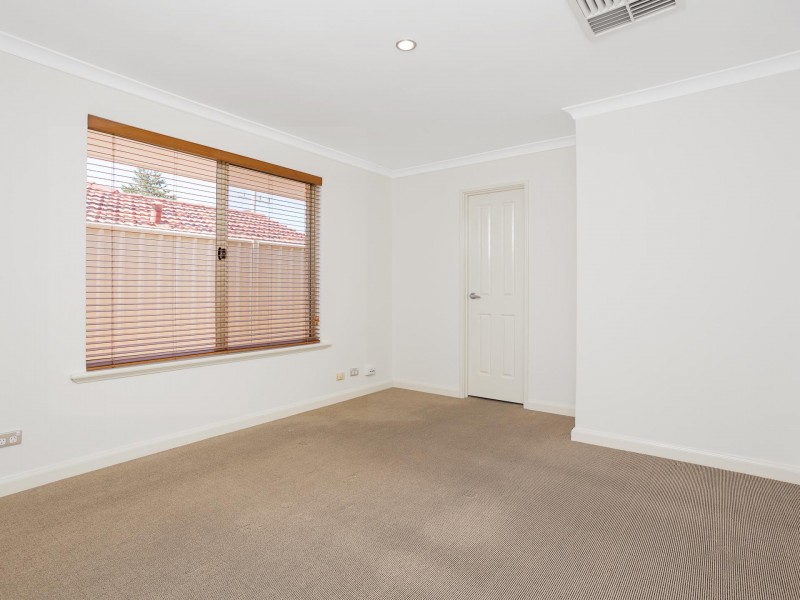 315 Hamilton Road, Coogee WA 6166