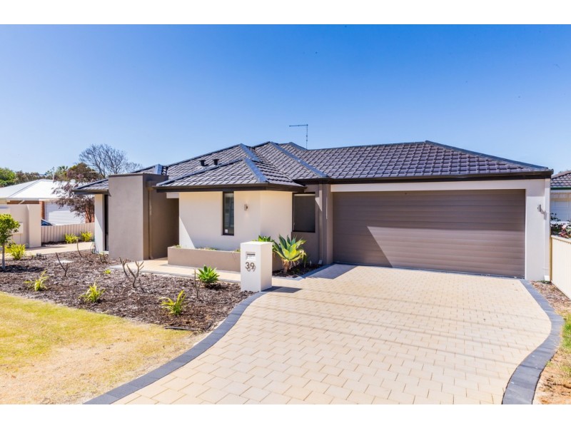 1/39 Phoenix Road, Spearwood WA 6163