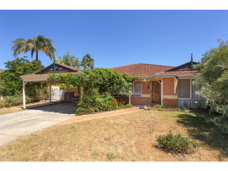 8 Clover Place, Bibra Lake WA 6163