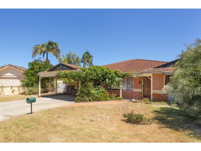 8 Clover Place, Bibra Lake WA 6163