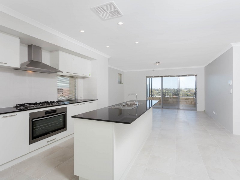 43A Aumerle Way, Spearwood WA 6163