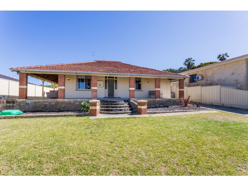 24 Barrington Street, Spearwood WA 6163