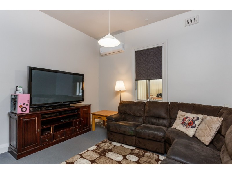 24 Barrington Street, Spearwood WA 6163