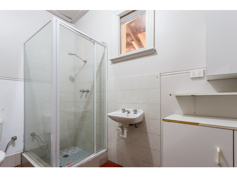 24 Barrington Street, Spearwood WA 6163