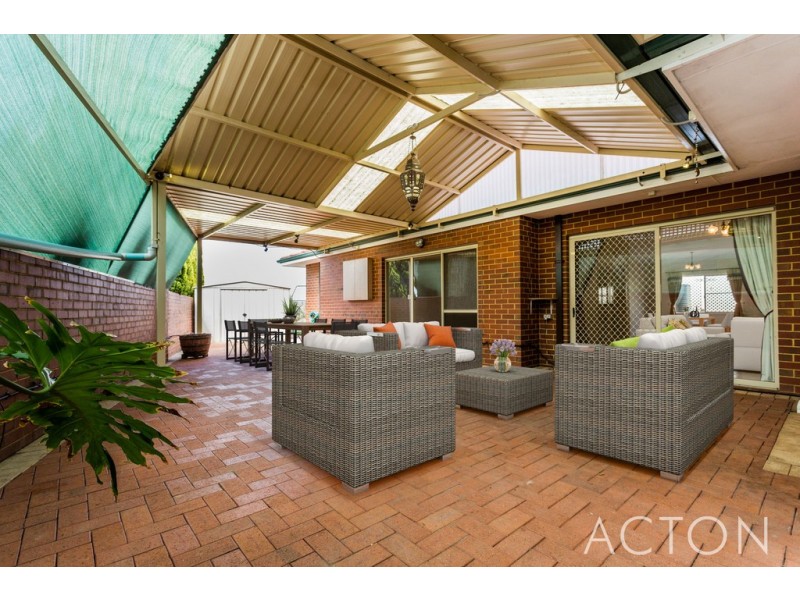 14 Sunset Court, Spearwood WA 6163