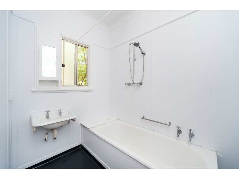 9 Kerry Street, Hamilton Hill WA 6163