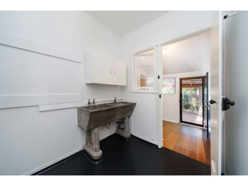 9 Kerry Street, Hamilton Hill WA 6163