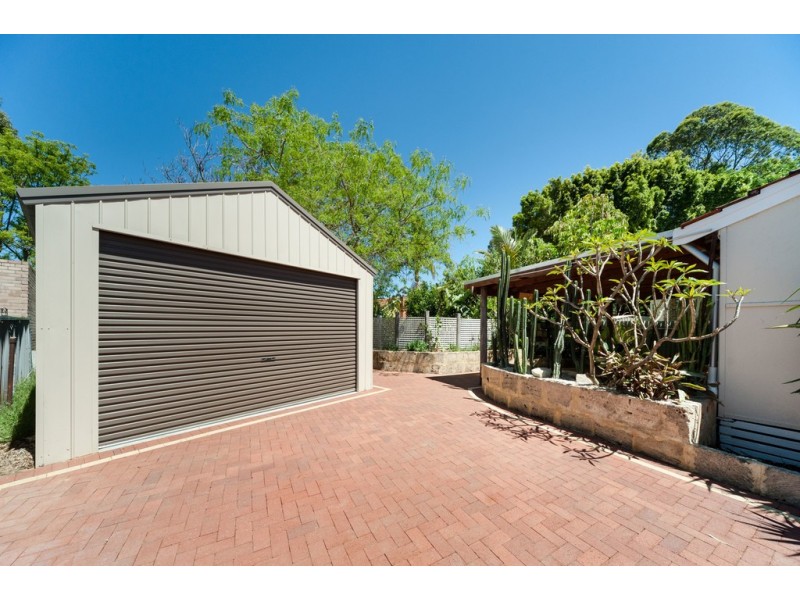9 Kerry Street, Hamilton Hill WA 6163