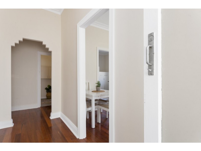 8B Southend Road, Hamilton Hill WA 6163