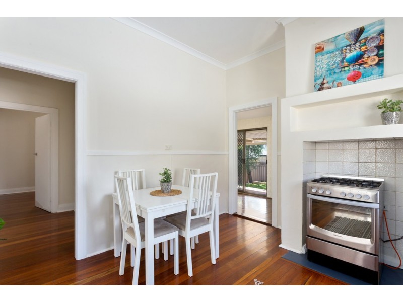 8B Southend Road, Hamilton Hill WA 6163