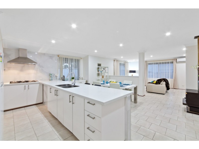 361 Hamilton Road, Coogee WA 6166