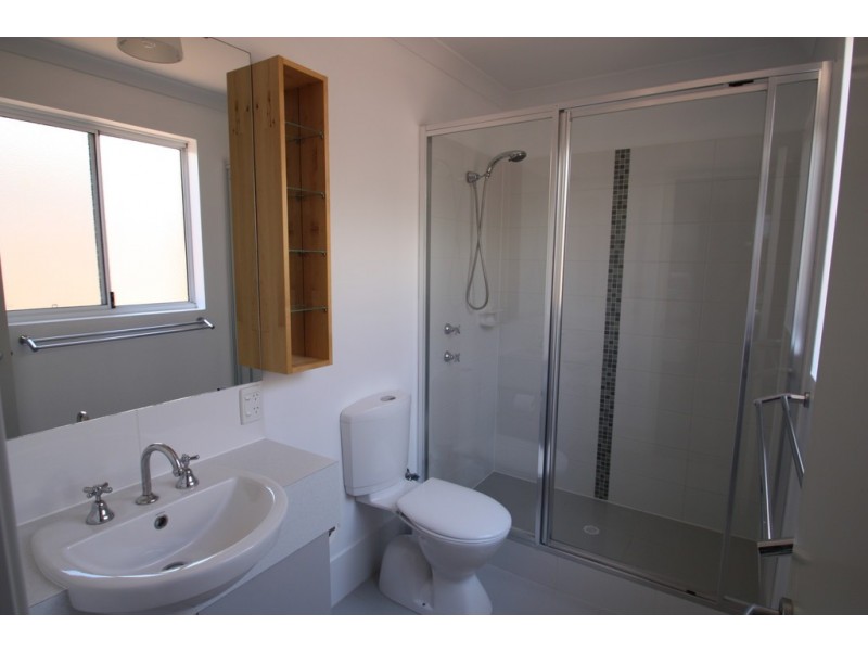 8 Apium Mews, Munster WA 6166