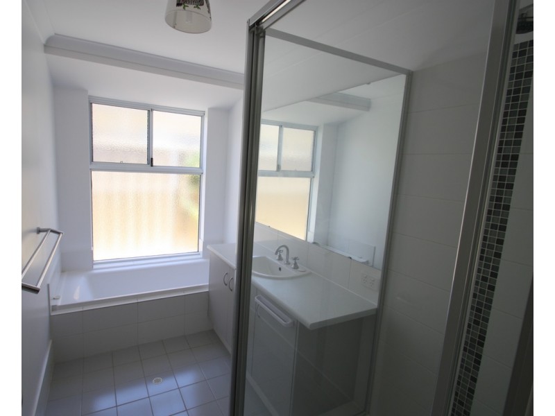 8 Apium Mews, Munster WA 6166