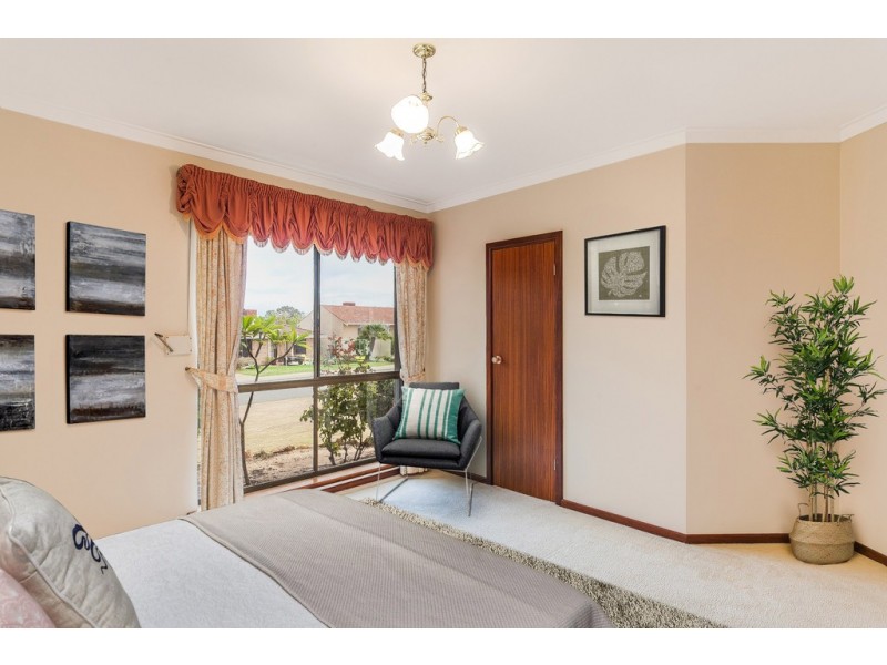 17 Turfan Way, Munster WA 6166