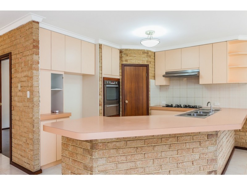 17 Turfan Way, Munster WA 6166