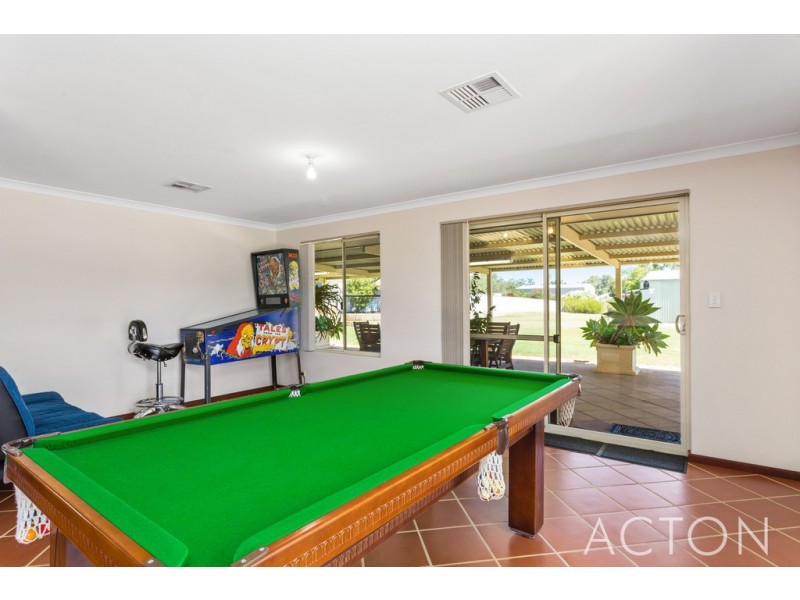 98 East Churchill Avenue, Beeliar WA 6164