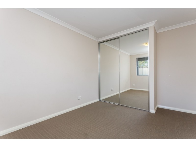 4/57 Southwell Crescent, Hamilton Hill WA 6163