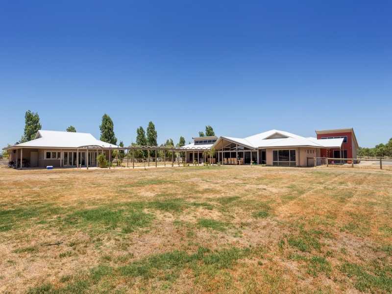 198 Doghill Road (13.4acres), Baldivis WA 6171