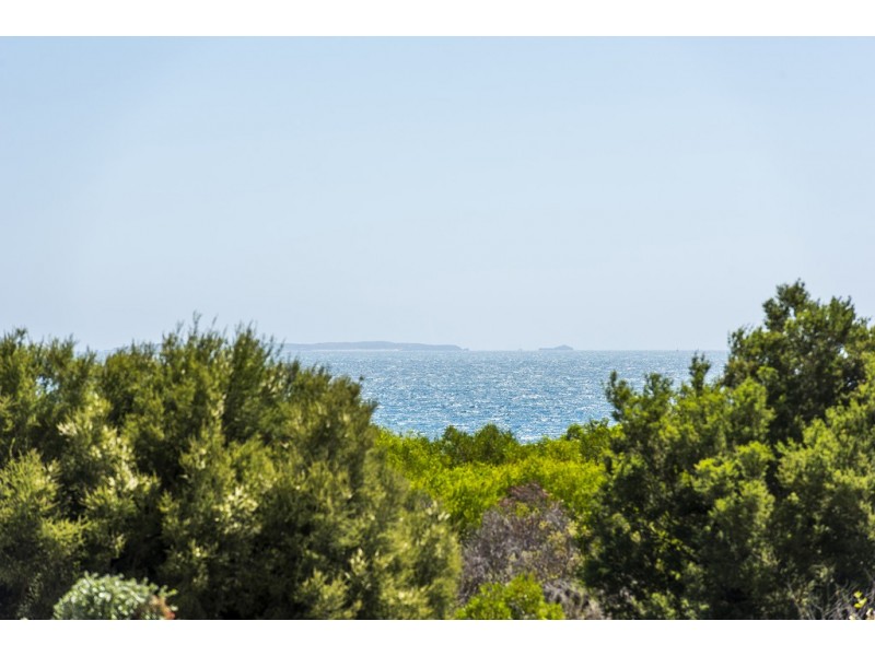 1/11 Perlinte View, North Coogee WA 6163