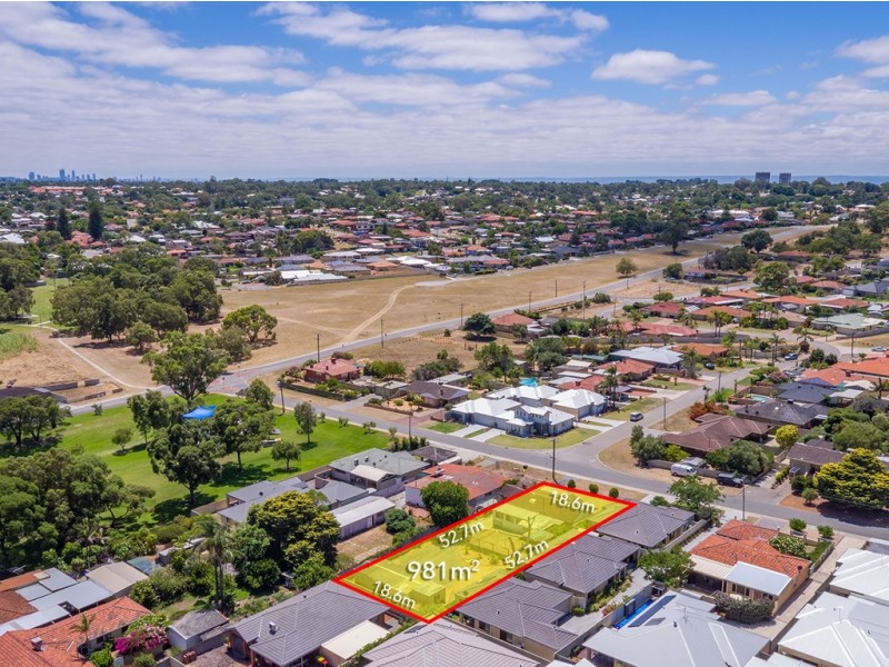 13 Isted Avenue, Hamilton Hill WA 6163