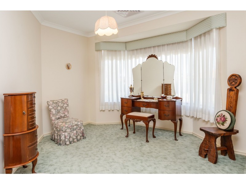 14 Bottrill Street, Hamilton Hill WA 6163