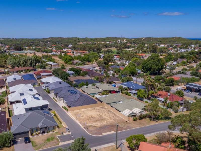 45 Stratton Street, Hamilton Hill WA 6163