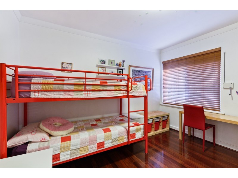 26 Arthur Road, Hamilton Hill WA 6163