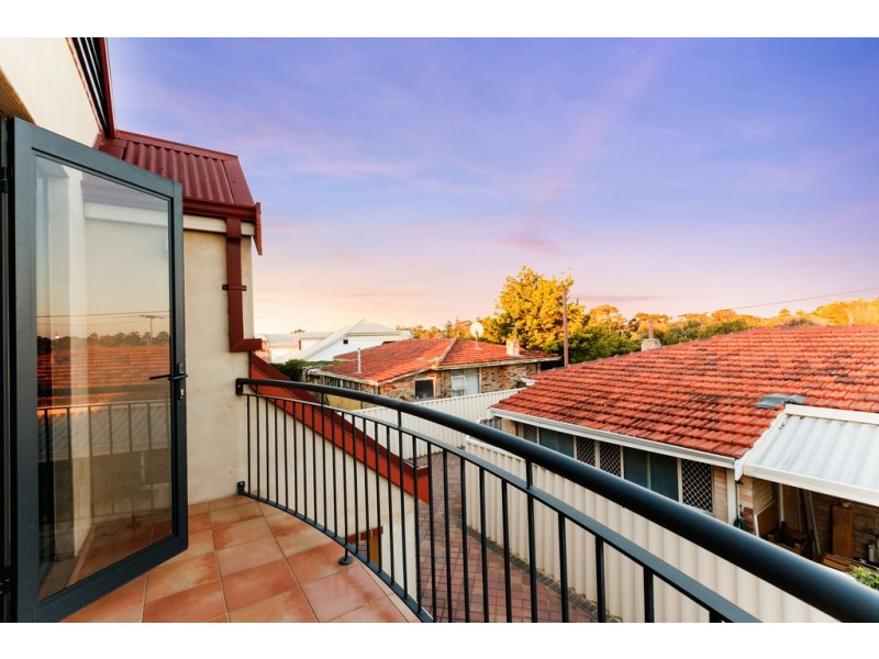 77A Gibson Street, Beaconsfield WA 6162