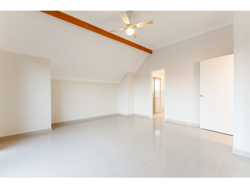 77A Gibson Street, Beaconsfield WA 6162